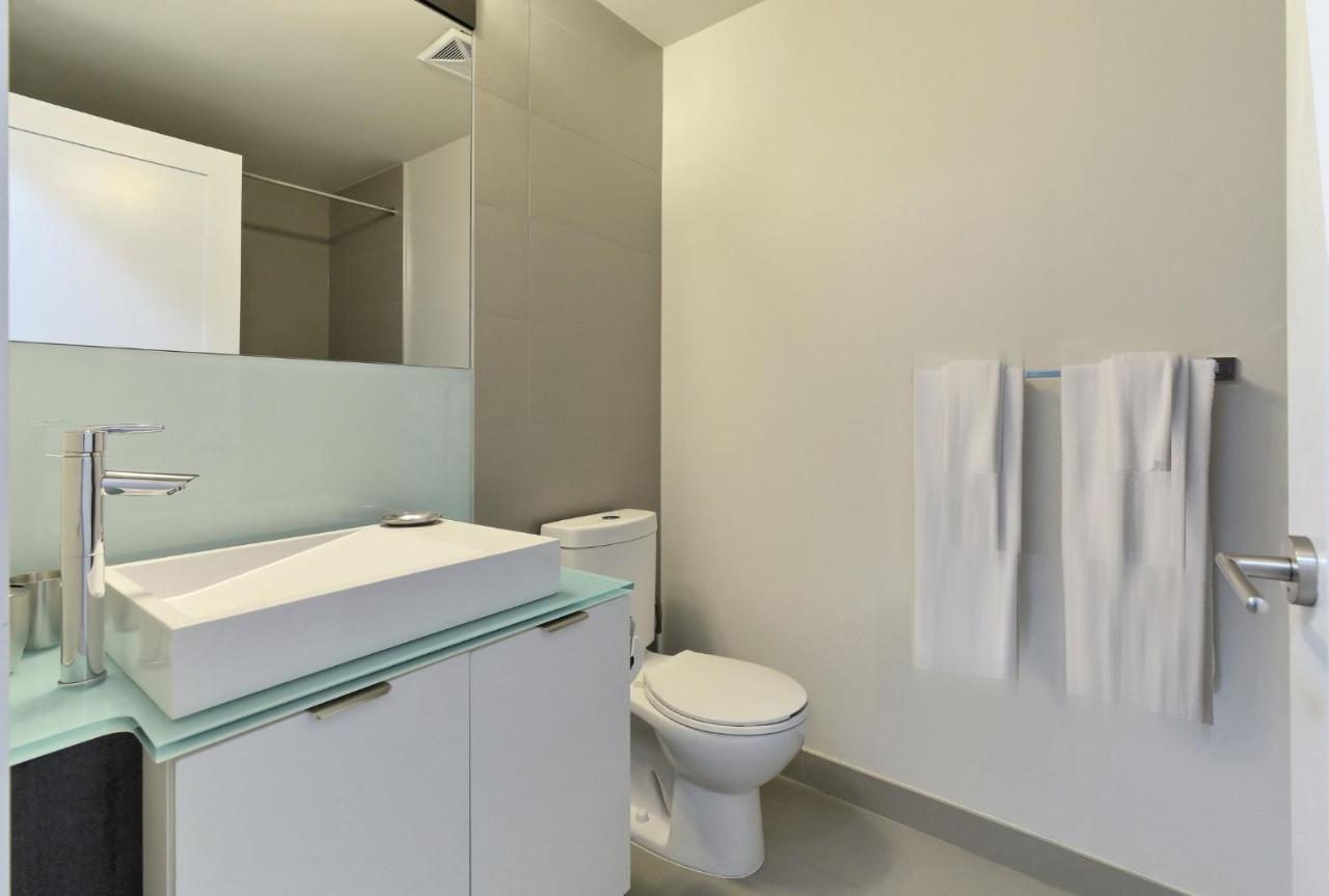Delsuites - 300 Front Street - 30 Night Stays Toronto Eksteriør billede
