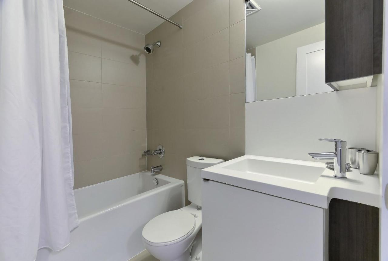 Delsuites - 300 Front Street - 30 Night Stays Toronto Eksteriør billede