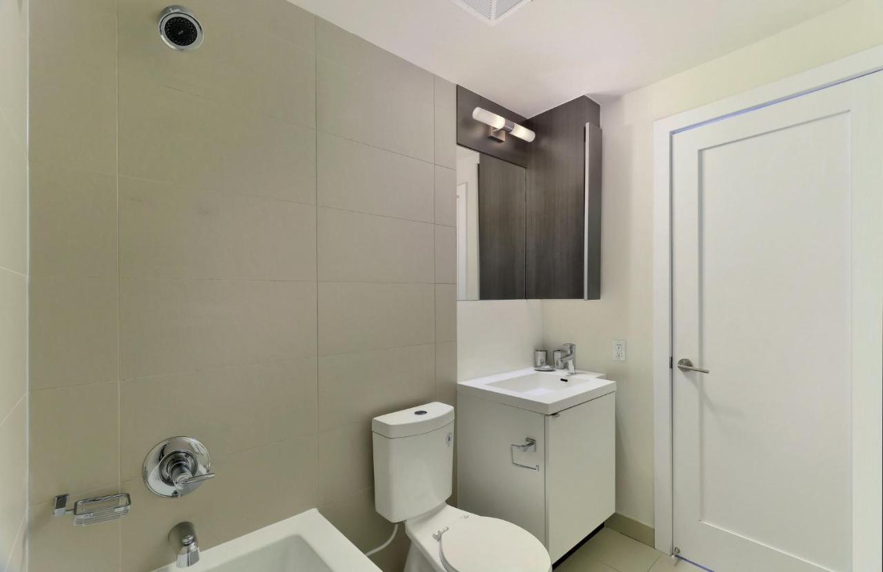 Delsuites - 300 Front Street - 30 Night Stays Toronto Eksteriør billede