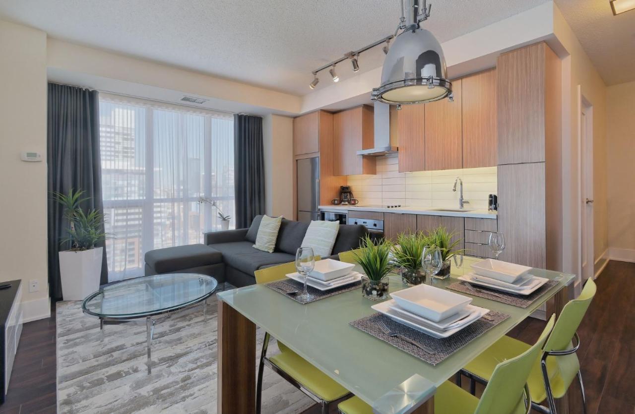 Delsuites - 300 Front Street - 30 Night Stays Toronto Eksteriør billede